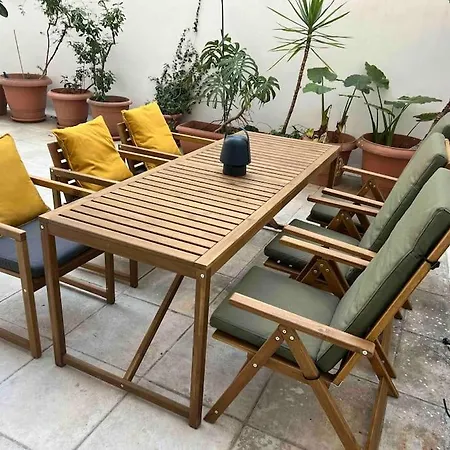 Flat In Thissio Apartment